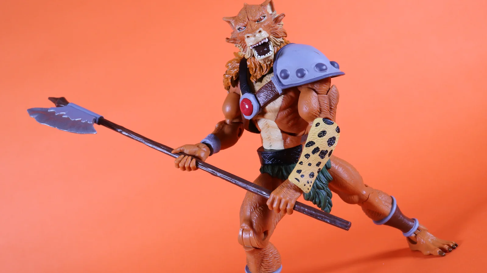 Jackalman Ultimates! First Look with Toy Bro