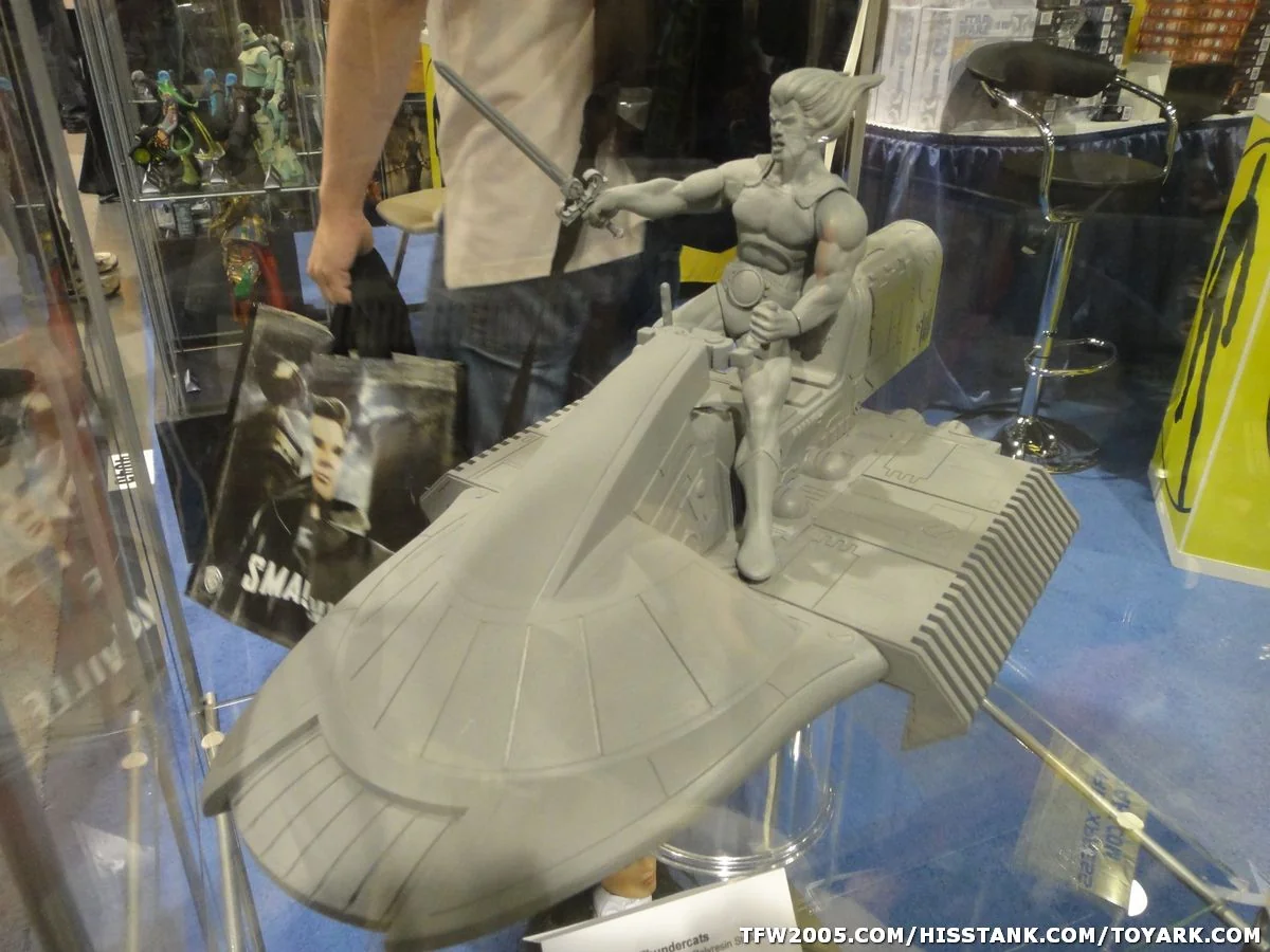 Thundercats-Icon-Heroes-San-Diego-Comic-Con-2010-014_1279892201_1296952700