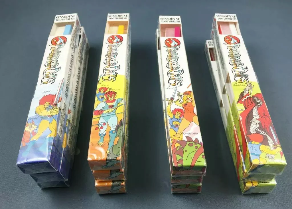Sensodyne Toothbrush - Lion-O