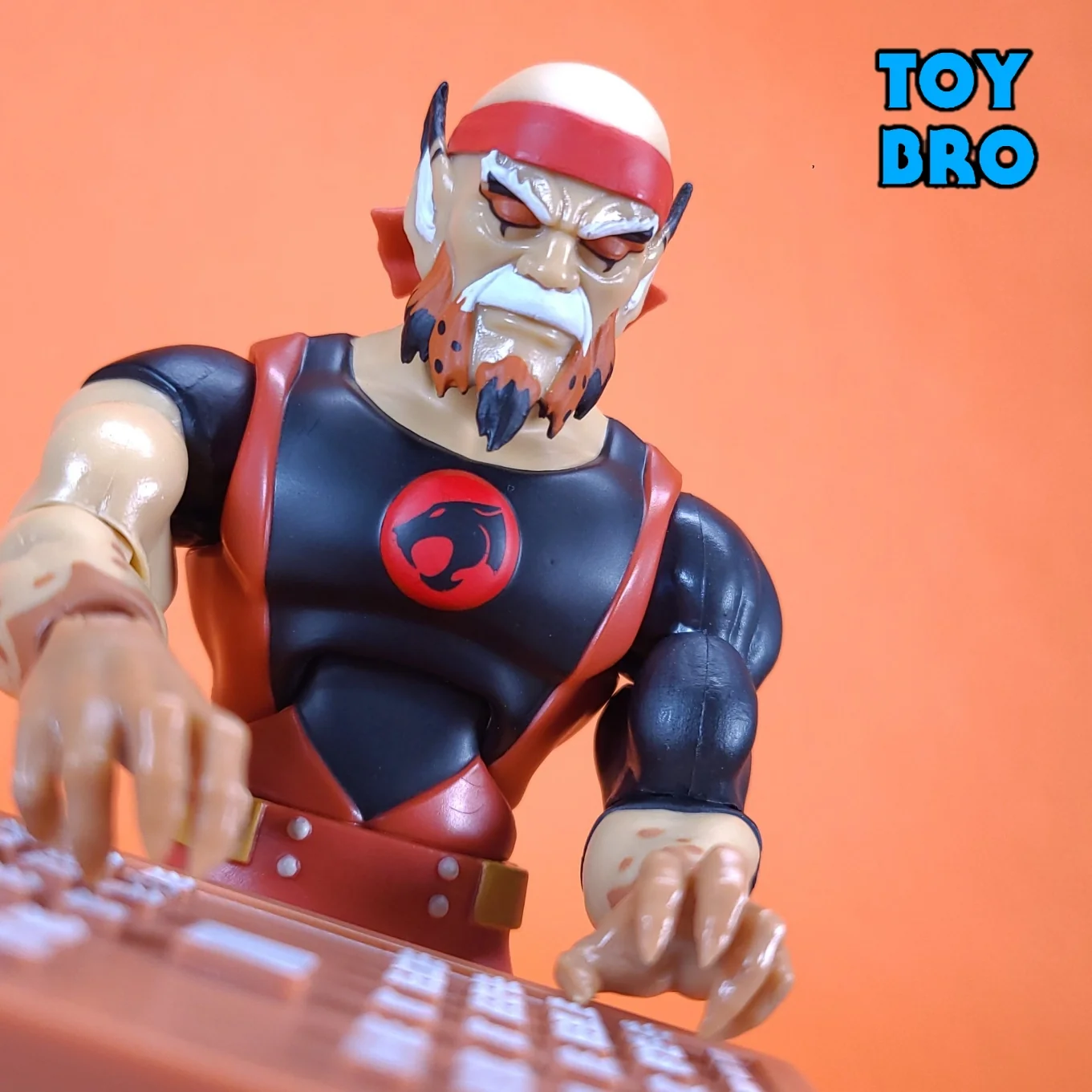Lynx-O Ultimates! First Look with Toy Bro