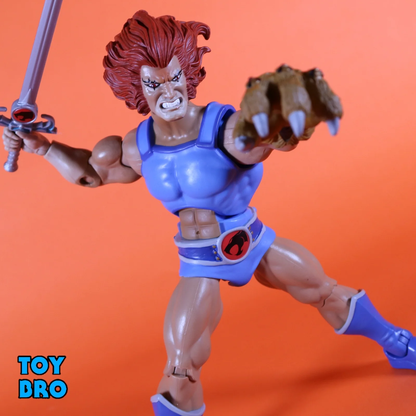 Lion-O Ultimates! First Look with Toy Bro