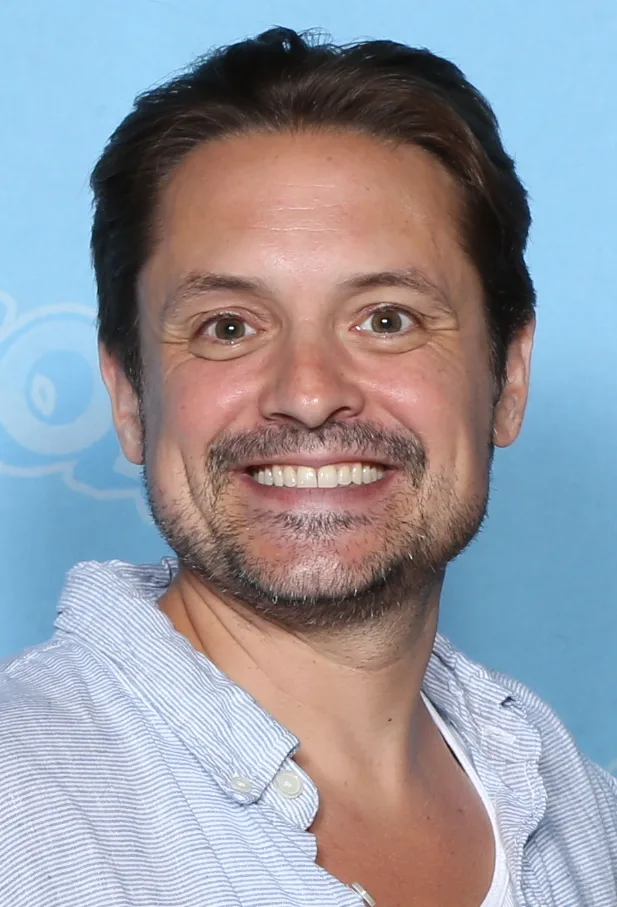 Will Friedle meeting fans at GalaxyCon Raleigh, 2019