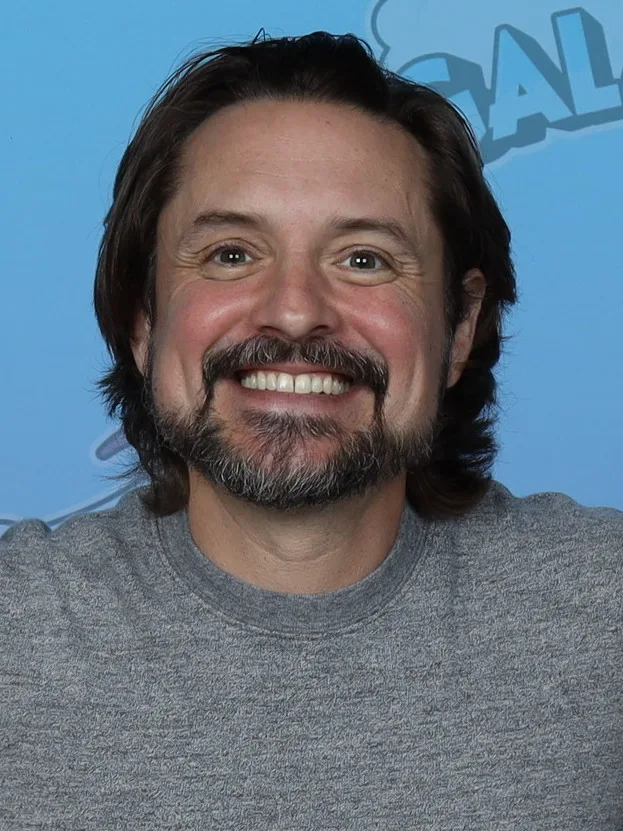 Will Friedle with fans at GalaxyCon Richmond, 2023