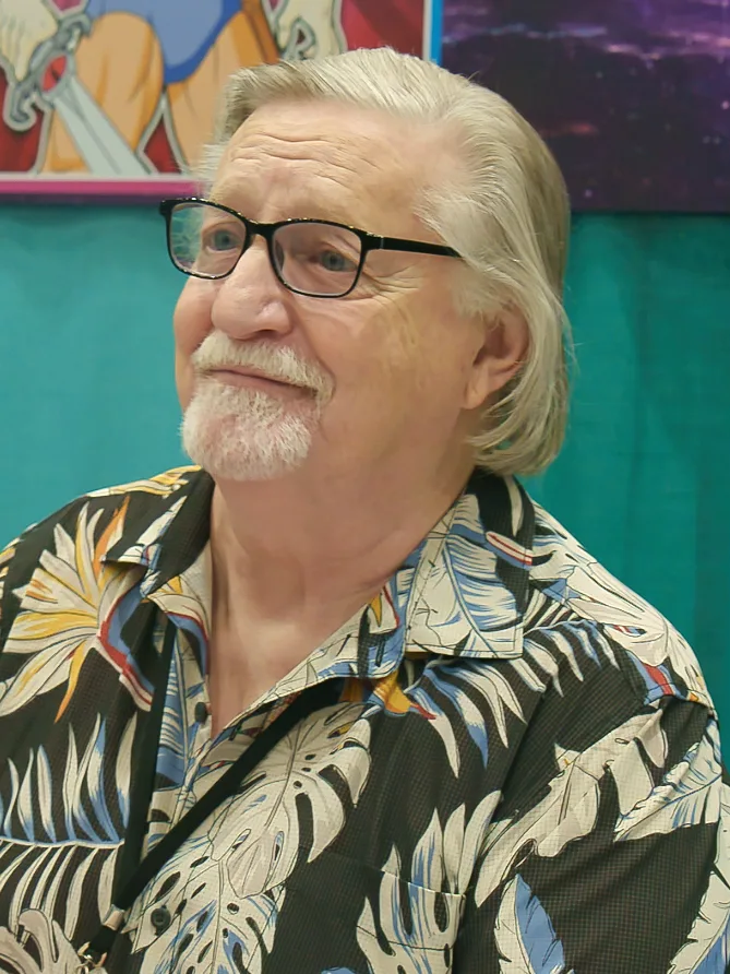Larry Kenney on the convention floor, GalaxyCon Raleigh 2024