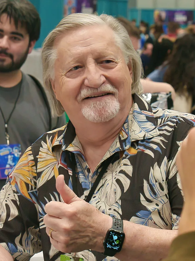Larry Kenney meets fans, GalaxyCon 2024